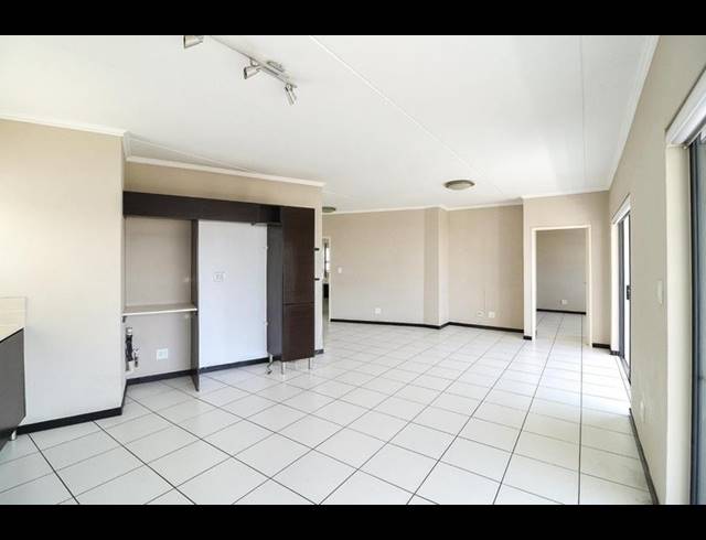 2 BEDROOM APARTMENT FOR SALE IN GREENSTONE HILL
